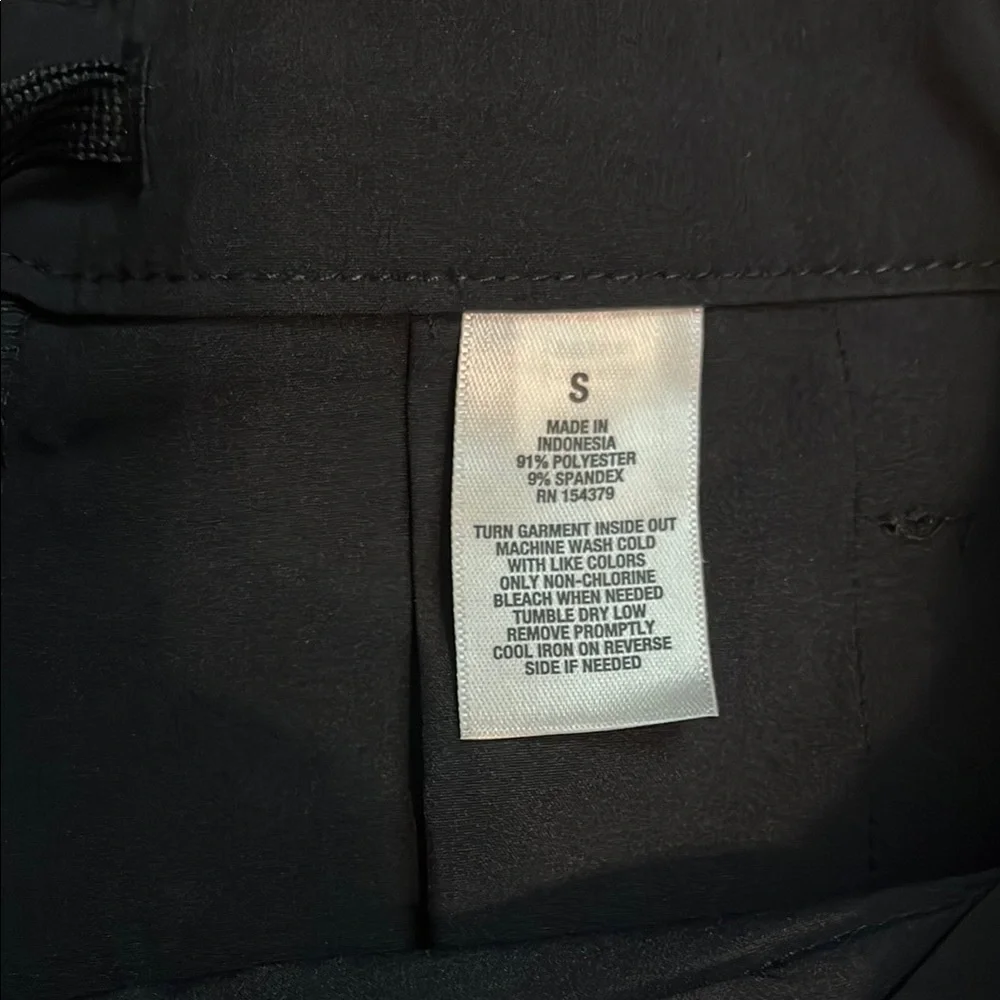 💕HP💕Men’s Aeropostale pull on Black Flat Front Shorts - Picture 5 of 6